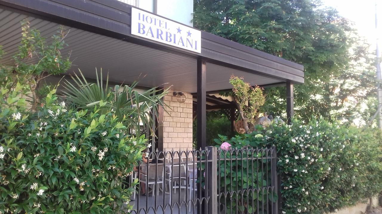 Hotel Barbiani Rimini Exterior photo